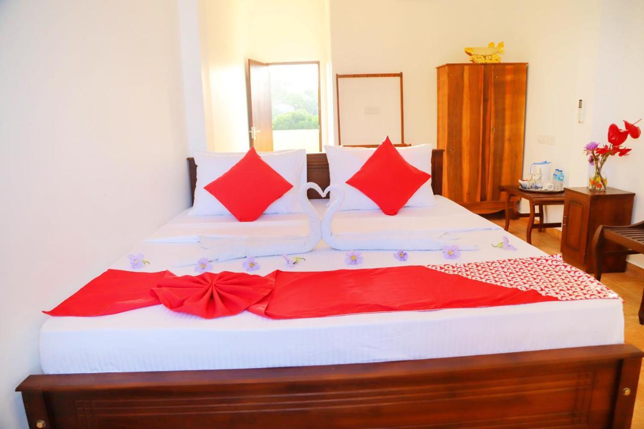 Htn Bay Resort ווליגאמה מראה חיצוני תמונה
